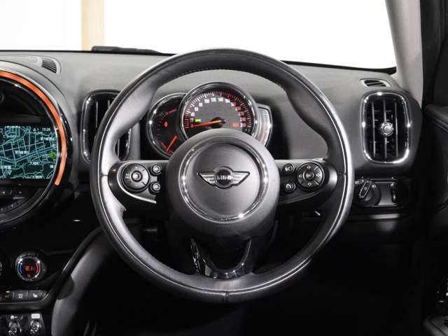 BMW MINI COOPER SE CROSSOVER