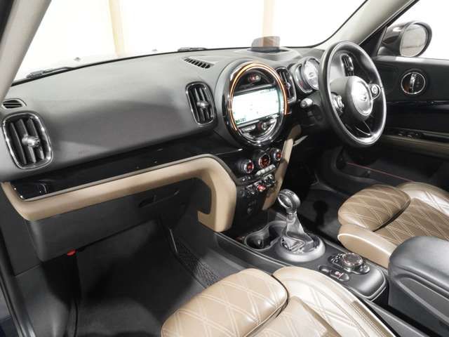 BMW MINI COOPER D CROSSOVER
