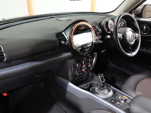 MINI COOPER CLUBMAN