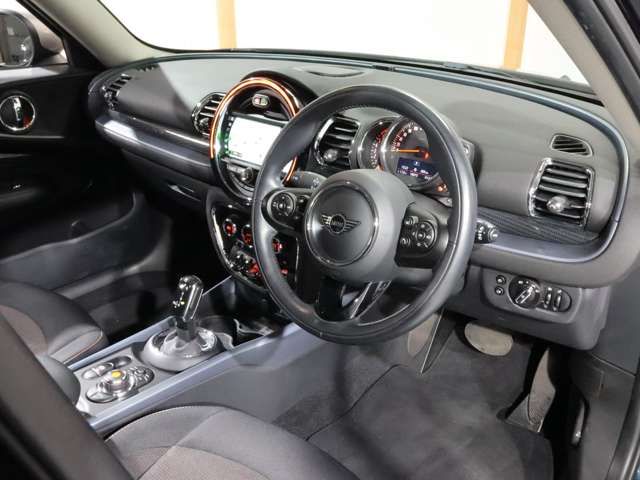 MINI COOPER CLUBMAN