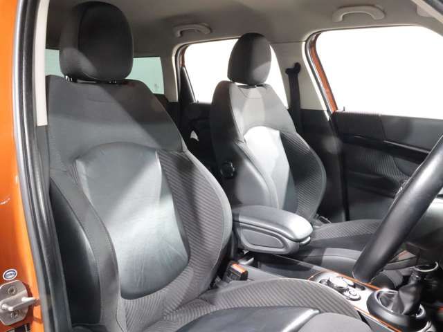 BMW MINI COOPER D CROSSOVER