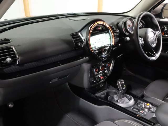 MINI COOPER S CLUBMAN