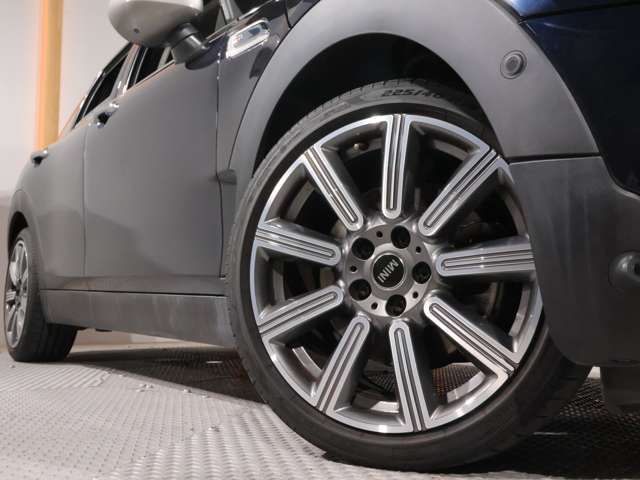 MINI COOPER S CLUBMAN