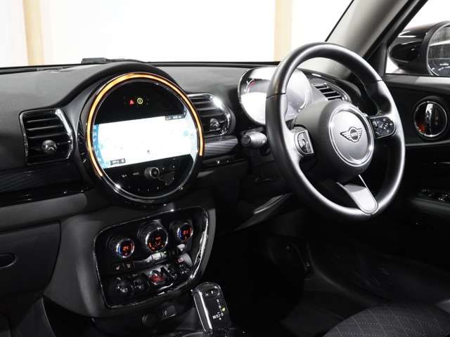 MINI COOPER D CLUBMAN