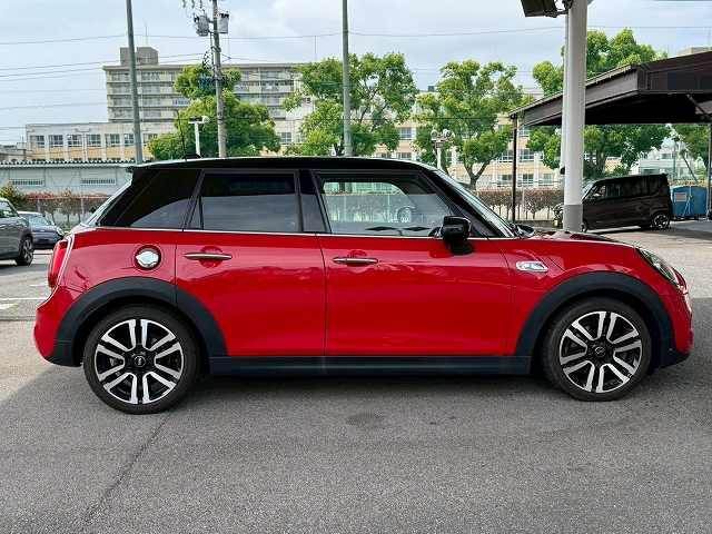 MINI COOPER SD 5DOOR