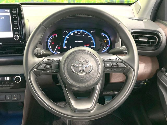 YARIS CROSS