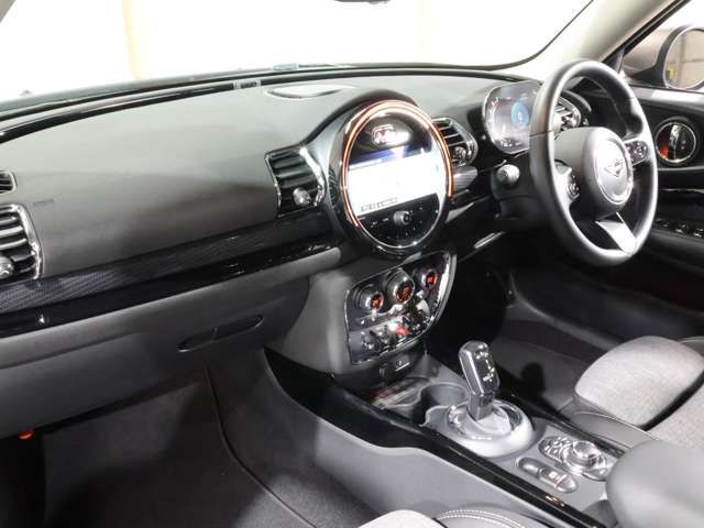 MINI COOPER CLUBMAN