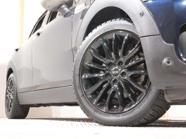 MINI COOPER CLUBMAN