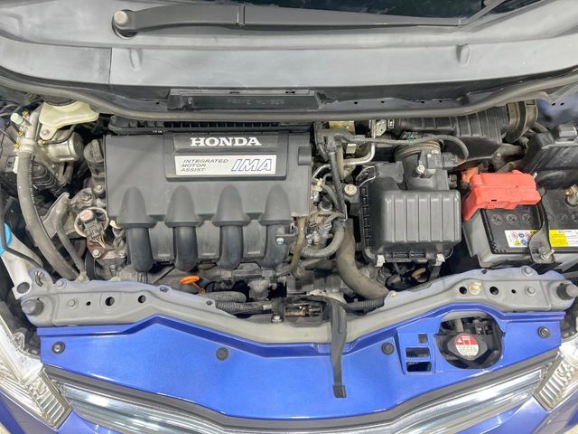 FIT HYBRID