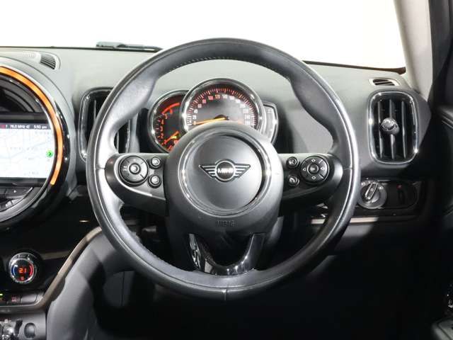 BMW MINI COOPER D CROSSOVER