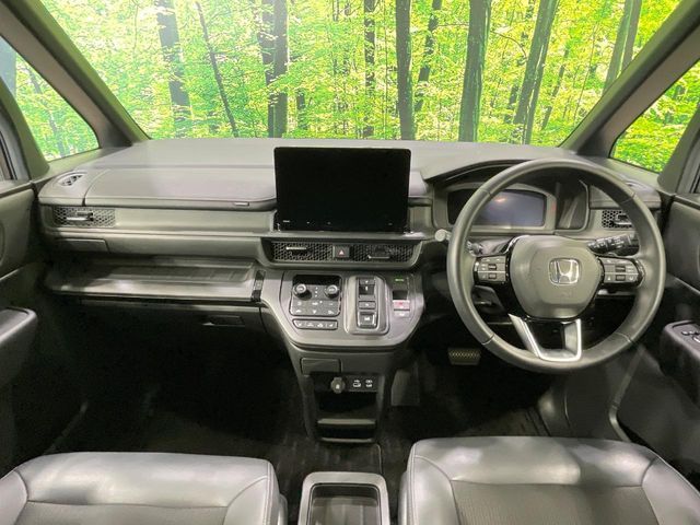STEPWAGON e:HEV SPADA