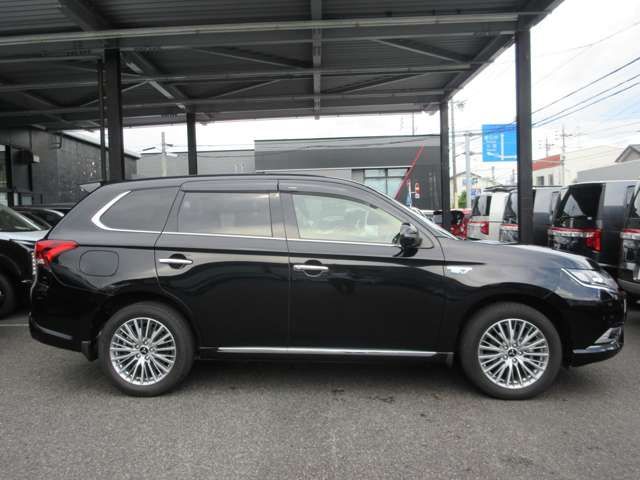 OUTLANDER PHEV
