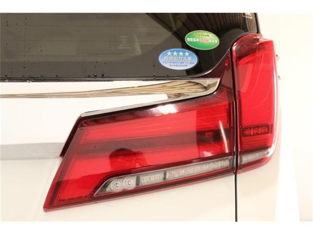 ALPHARD hybrid 4WD