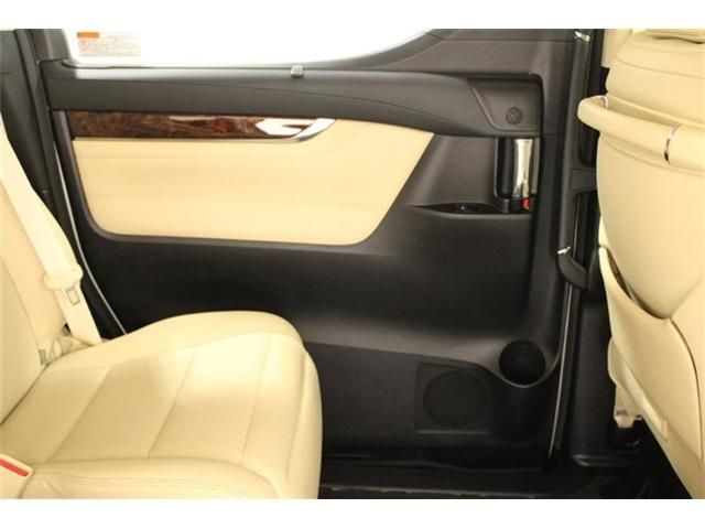 ALPHARD hybrid 4WD