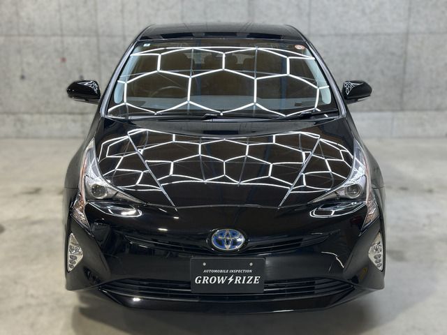 PRIUS 4WD