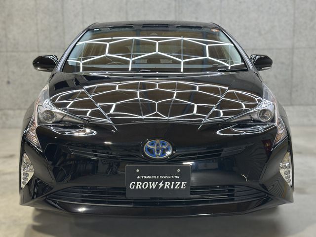 PRIUS 4WD