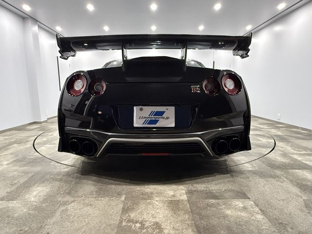 GT-R