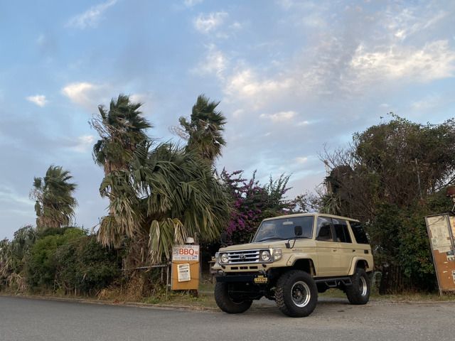 LANDCRUISER van