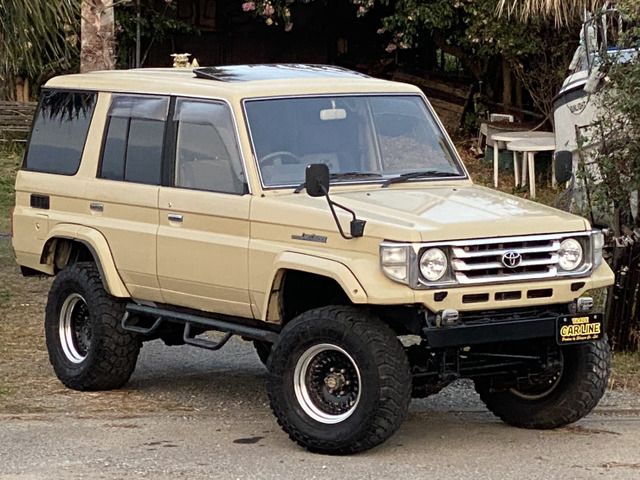 LANDCRUISER van