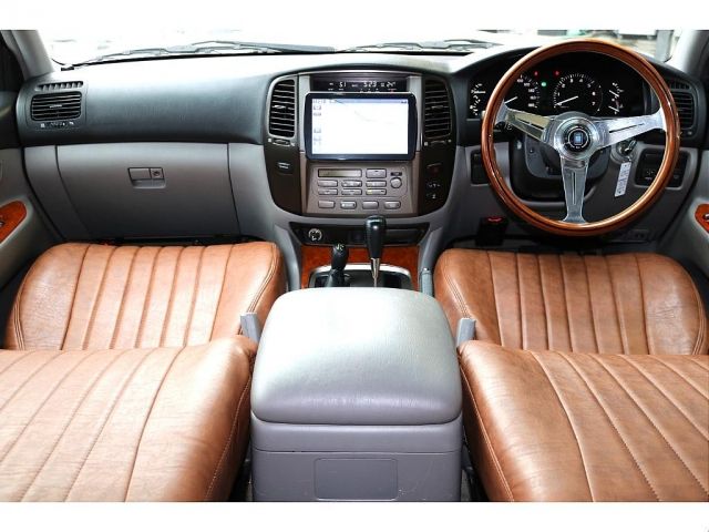 LANDCRUISER wagon