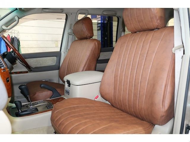 LANDCRUISER wagon