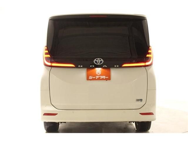 NOAH HYBRID 4WD