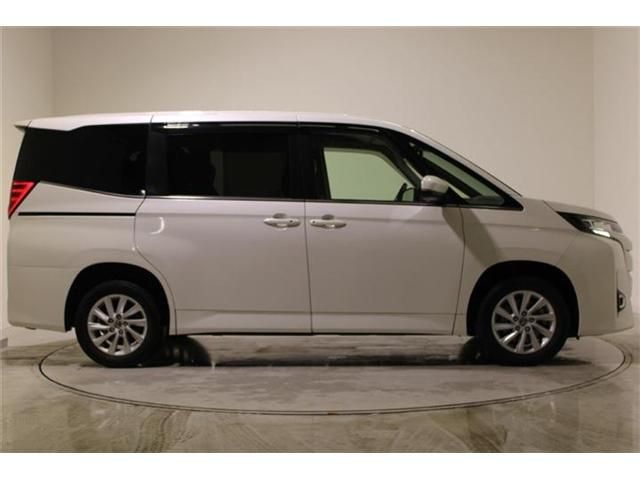NOAH HYBRID 4WD