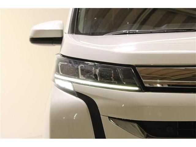 NOAH HYBRID 4WD
