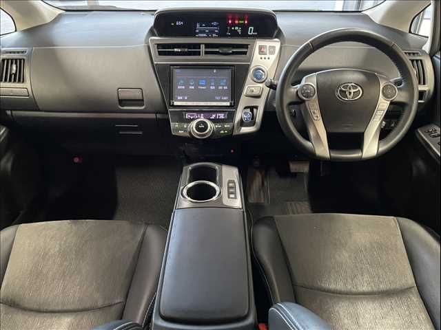 PRIUS Alpha