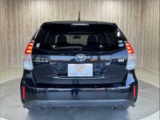 PRIUS Alpha