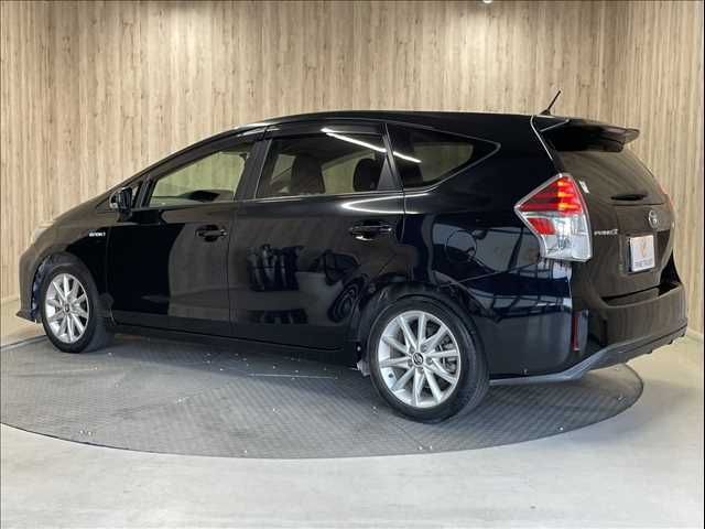 PRIUS Alpha
