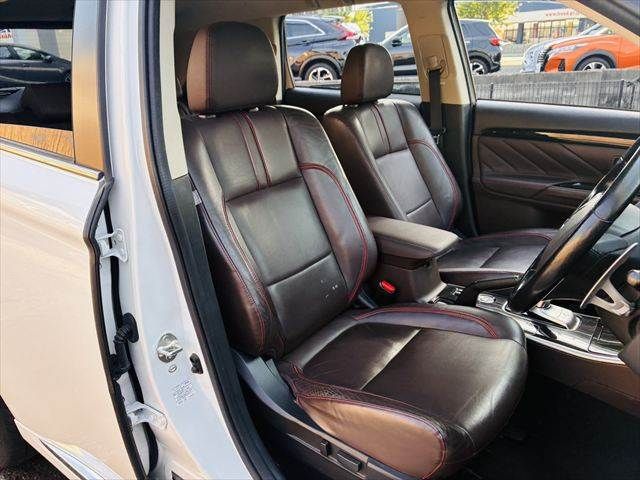 OUTLANDER PHEV