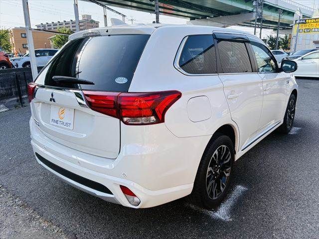OUTLANDER PHEV