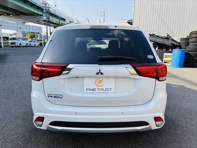 OUTLANDER PHEV