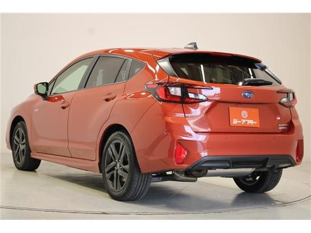 IMPREZA 5Door
