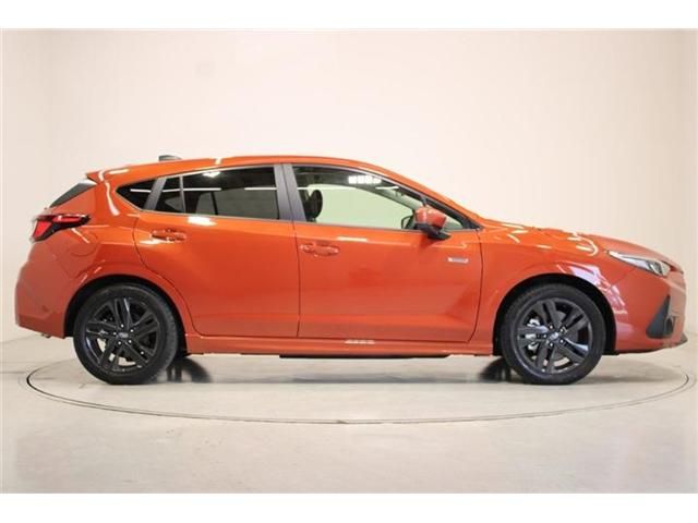 IMPREZA 5Door