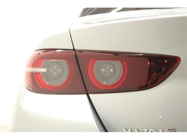 MAZDA3 SEDAN