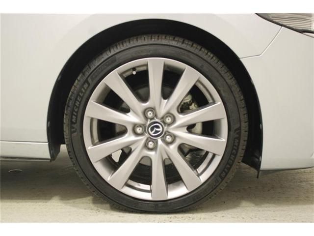 MAZDA3 SEDAN
