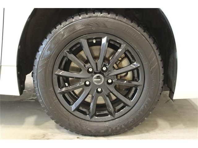 NOAH HYBRID 4WD