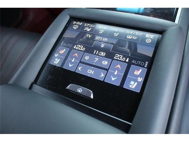 LEXUS LS500h 4WD