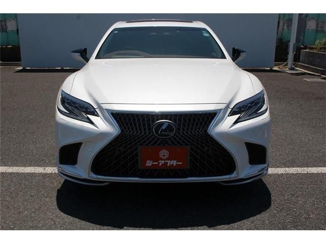 LEXUS LS500h 4WD