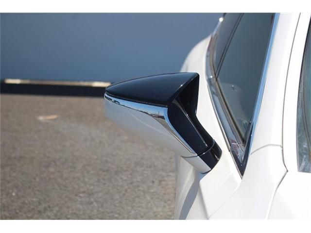 LEXUS LS500h 4WD