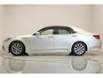 CROWN sedan hybrid
