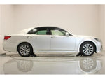 CROWN sedan hybrid