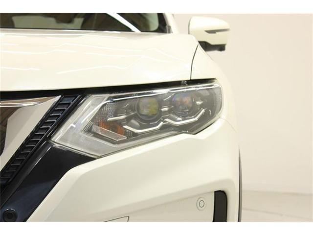 X-TRAIL 2WD