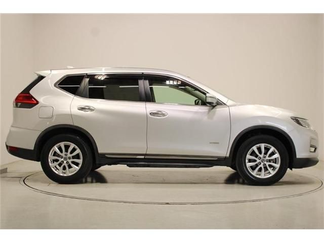 X-TRAIL HYBRID 2WD