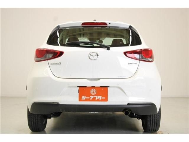MAZDA2