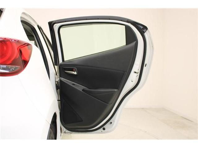 MAZDA2