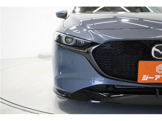MAZDA3 FASTBACK