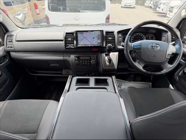 HIACE van 4WD